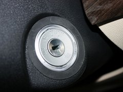 2013款 2.0L 自动 豪华型