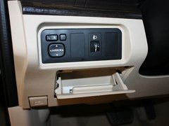 2013款 2.0L 自动 豪华型