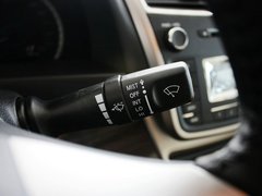 2013款 2.0L 自动 豪华型