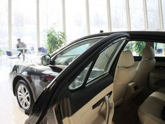 2013款 2.0L 自动 豪华型