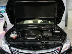 2013款 2.0L 自动 豪华型
