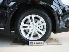 2013款 2.0L 自动 豪华型