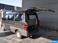 2013款 1.0L 手动 乐业型
