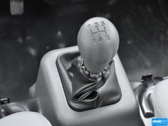 2013款 1.0L 手动 乐业型