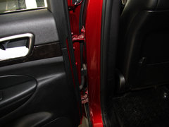 2013款 3.6L 自动 舒适版 5座