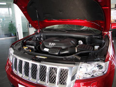 2013款 3.6L 自动 舒适版 5座