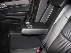 2013款 3.6L 自动 舒适版 5座