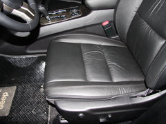 2013款 3.6L 自动 舒适版 5座