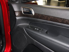 2013款 3.6L 自动 舒适版 5座