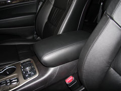 2013款 3.6L 自动 舒适版 5座