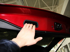 2013款 3.6L 自动 舒适版 5座