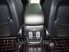 2013款 3.6L 自动 舒适版 5座