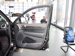 2013款 3.6L 自动 舒适版 5座