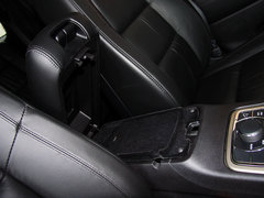2013款 3.6L 自动 舒适版 5座