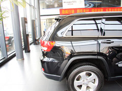 2013款 3.6L 自动 舒适版 5座
