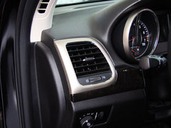 2013款 3.6L 自动 舒适版 5座