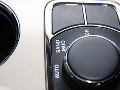 2013款 3.6L 自动 舒适版 5座