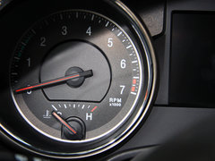 2013款 3.6L 自动 舒适版 5座