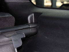 2013款 3.6L 自动 舒适版 5座