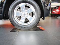 2013款 3.6L 自动 舒适版 5座