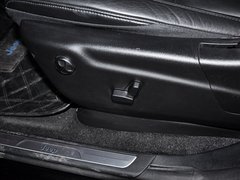 2013款 3.6L 自动 舒享导航版 5座