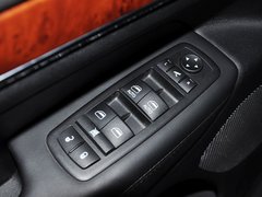 2013款 3.6L 自动 舒享导航版 5座