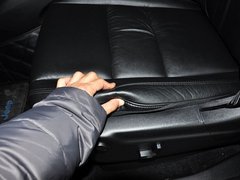 2013款 3.6L 自动 舒享导航版 5座