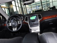 2013款 3.6L 自动 舒享导航版 5座