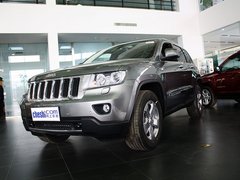 2013款 3.6L 自动 舒享导航版 5座