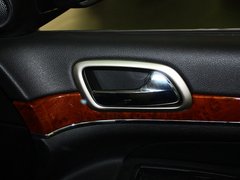 2013款 3.6L 自动 舒享导航版 5座