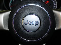 2013款 3.6L 自动 舒享导航版 5座