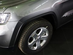 2013款 3.6L 自动 舒享导航版 5座