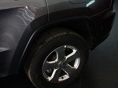 2013款 3.6L 自动 舒享导航版 5座