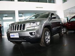 2013款 3.6L 自动 舒享导航版 5座