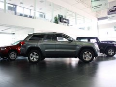 2013款 3.6L 自动 舒享导航版 5座