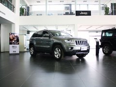 2013款 3.6L 自动 舒享导航版 5座