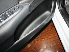 2013款 1.6T 自动 劲智型