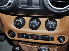 2013款 3.6L 罗宾汉 两门版 4座