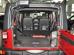 2013款 3.6L 罗宾汉四门版 4座