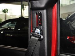 2013款 3.6L 罗宾汉四门版 4座