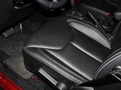 2013款 3.6L 罗宾汉四门版 4座