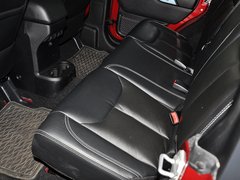 2013款 3.6L 罗宾汉四门版 4座