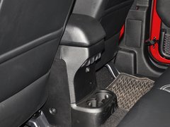 2013款 3.6L 罗宾汉四门版 4座