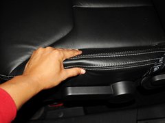 2013款 3.6L 罗宾汉四门版 4座