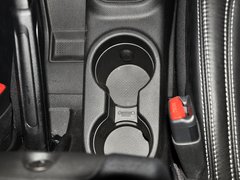 2013款 3.6L 罗宾汉四门版 4座