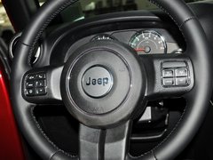 2013款 3.6L 罗宾汉四门版 4座
