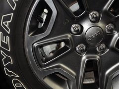 2013款 3.6L 罗宾汉四门版 4座