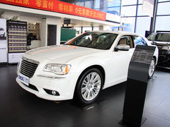 2013款 3.6L 自动 尊崇版