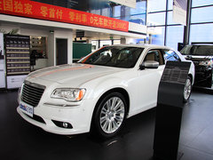 2013款 3.6L 自动 尊崇版