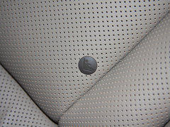 2013款 3.6L 自动 尊崇版